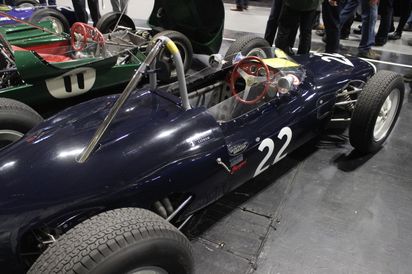 Lotus 18