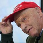 F1 Legend Niki Lauda Dies