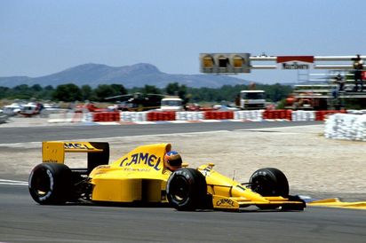 Video: Donnelly Hustles Screaming Lotus-Lamborghini Round Estoril